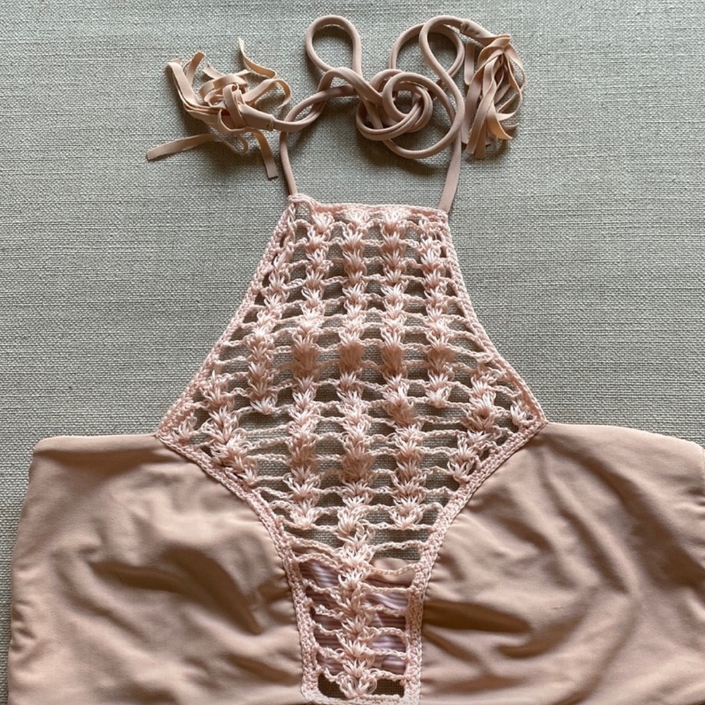 ACACIA Panama Pikake Swimwear Top in Nude